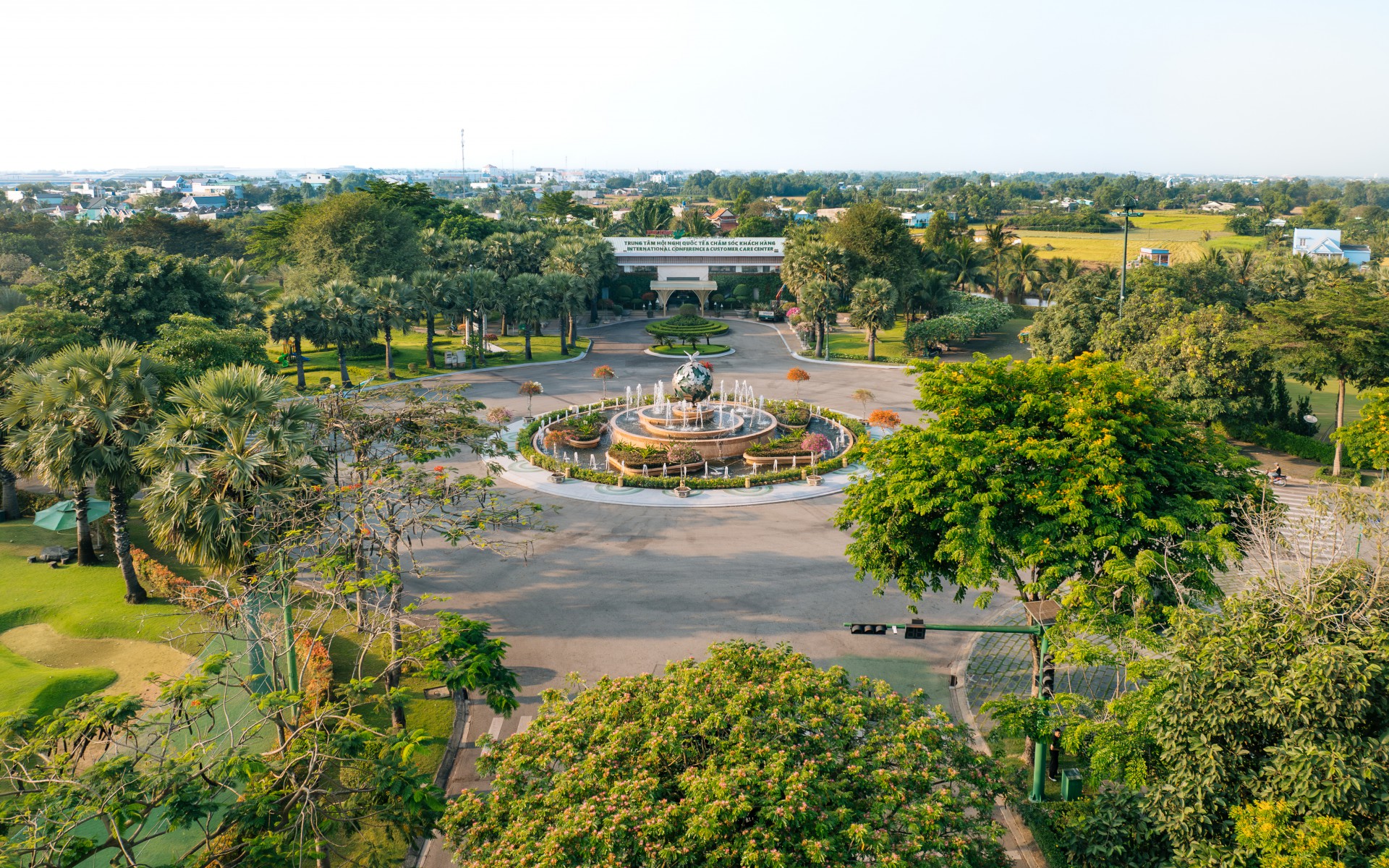 Nhà hàng bên sông